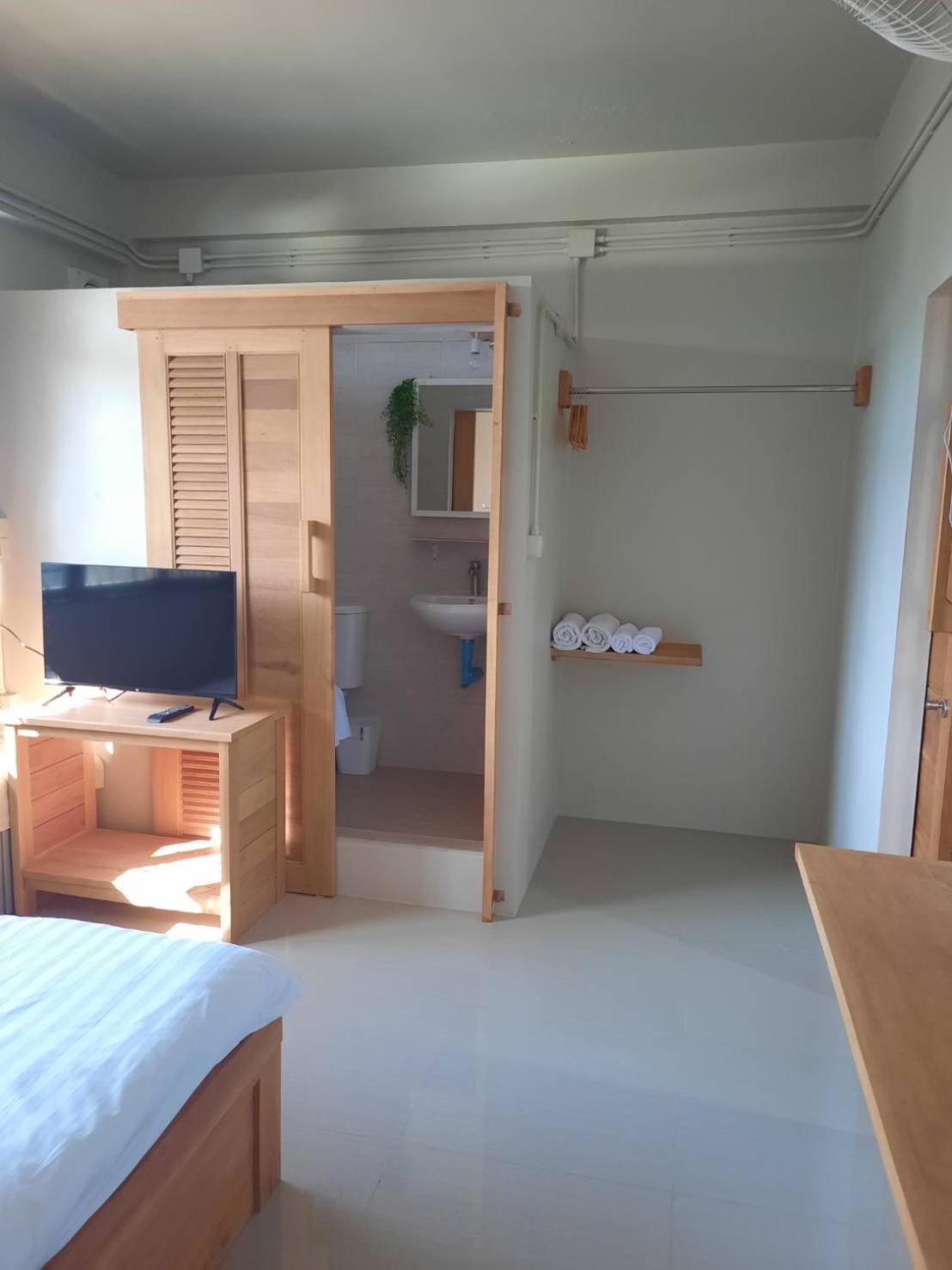 Muji Hotel Krabi town Esterno foto